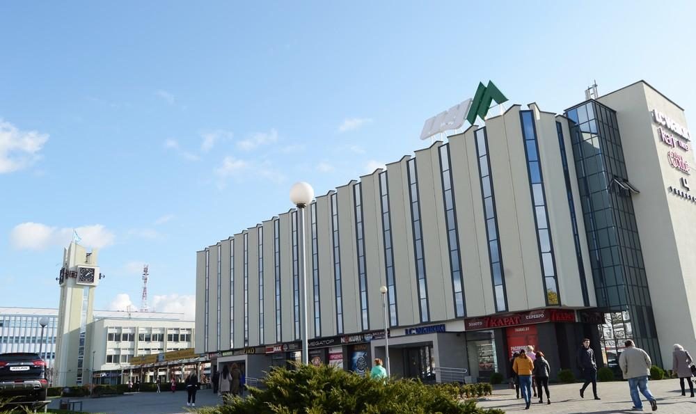 Обновленное здание ЦУМа в Бресте в 2017 году.