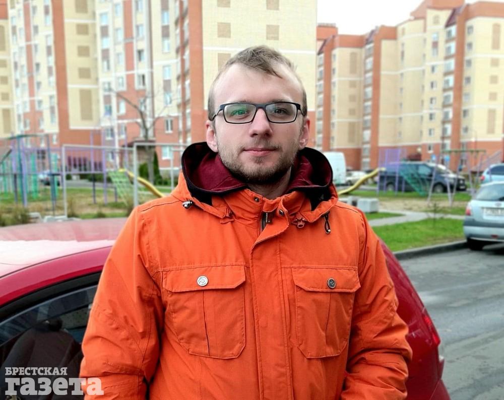 Журналист Максим Хлебец выщел на свободу. Фото: , "Брестская газета"