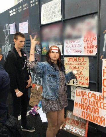 Начался суд над 18-летней экс-учащейся Брестского колледжа, которая после акции в Минске попала под три статьи УК