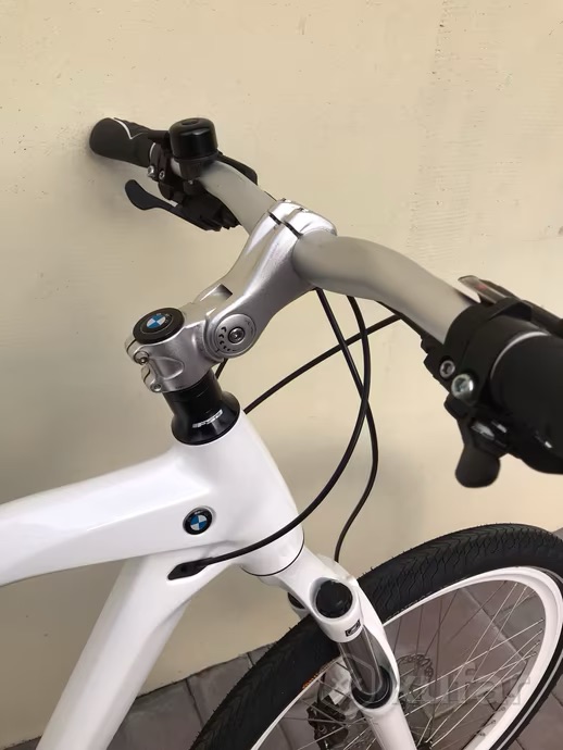 Bелосипед BMW Cruise Bike. Фото: Kufar.by