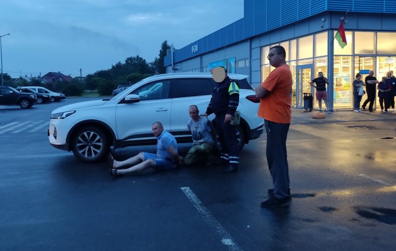 задержали машину