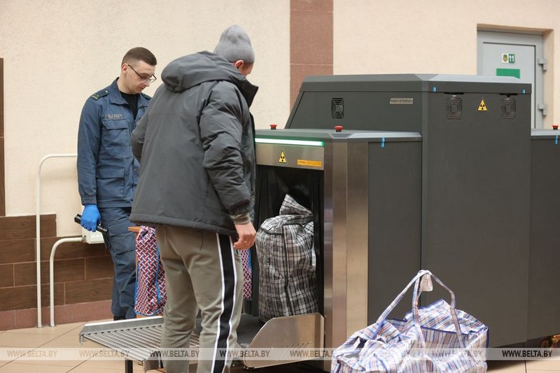 Досмотр в пункте пропуска «Брест». Фото: БелТА