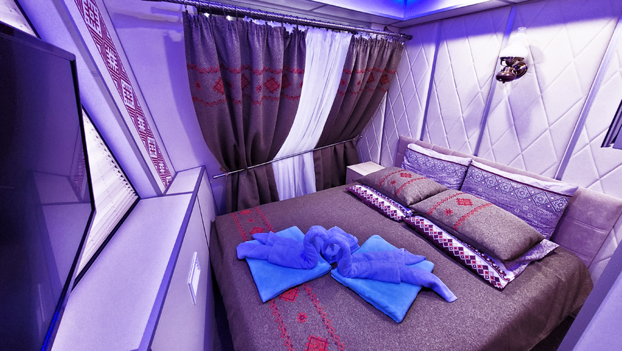 Интерьер каюты категории «люкс»