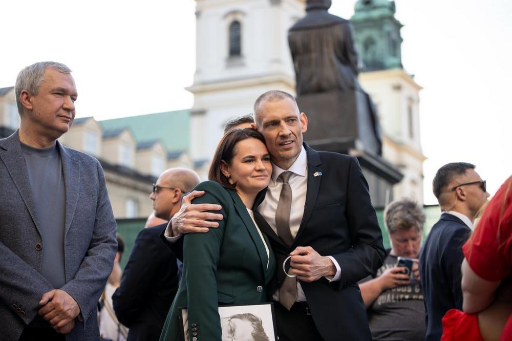 Светлана и Сергей Тихановские в Варшаве.