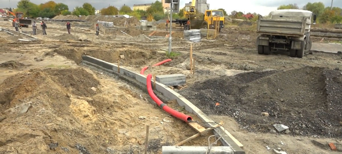 Ремонт улицы Брестской в Пинске в октябре 2023 года. Скриншот видео